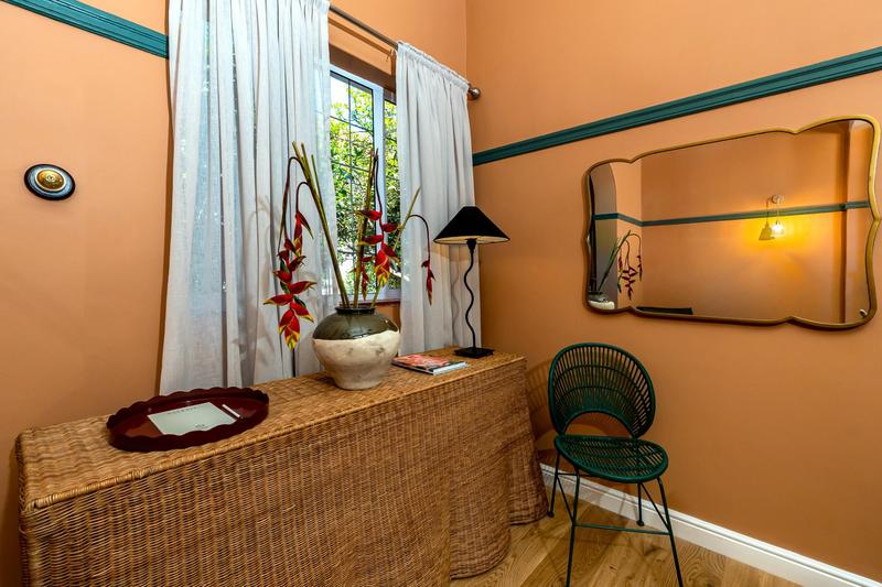 To Let 2 Bedroom Property for Rent in Sea Point Western Cape